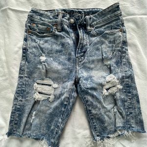 American Eagle Acid Washed Ripped Jean Shorts.  Men’s size 26 Waist.  EUC